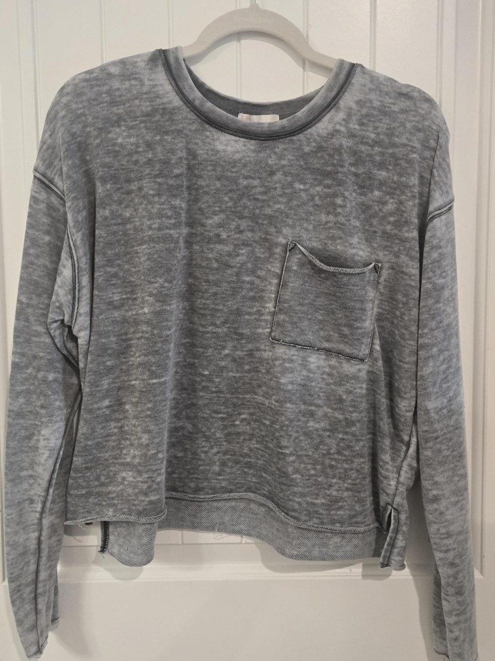 Gianni Bini Gray Crewneck Sweatshirt